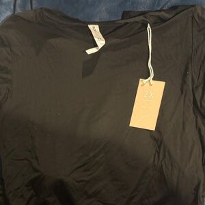 Popflex black wrap around long sleeve shirt